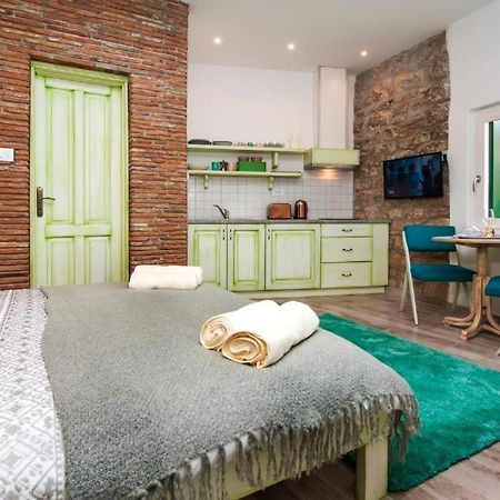 Studio Verde โรวีน ภายนอก รูปภาพ